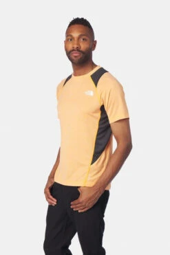 The North Face Athletic Outdoor Glacier Shirt -Icebreaker Tshirts Winkel 2210002571462 011 nl