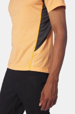 The North Face Athletic Outdoor Glacier Shirt -Icebreaker Tshirts Winkel 2210002571462 014 nl