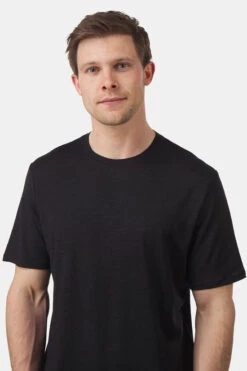 Icebreaker Merino Linen Shirt 10 Icebreaker Merino Linen Shirt -Icebreaker Tshirts Winkel 2210004324608 012 nl